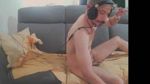 Snapshot of mreurope69 chatting on 21, 12, 2024 I am Hardy online show from 21, 12, 2024