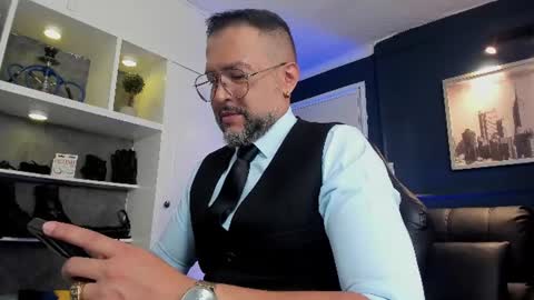 Snapshot of mrfrank_tattoo chatting on 12, 6, 2026 MrFrank. online show from 12, 6, 2026