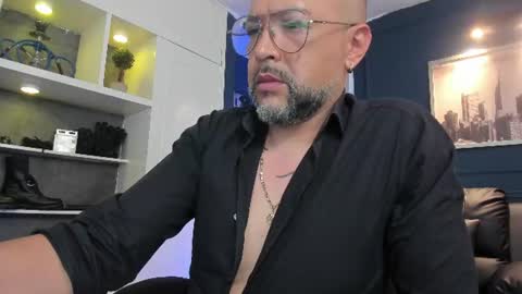 Snapshot of mrfrank_tattoo chatting on 26, 6, 2026 MrFrank. online show from 26, 6, 2026