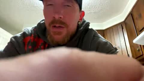 Snapshot of mrj1982 chatting on 17, 10, 2025 Mr.j online show from 17, 10, 2025