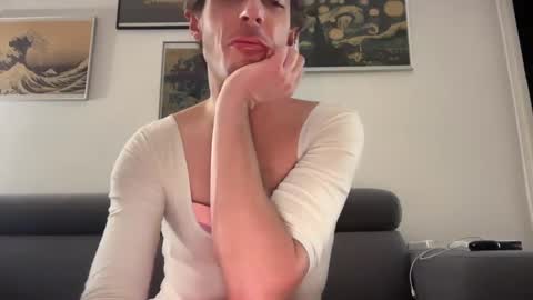 TaleOfLaura online show from 23, 12, 2024