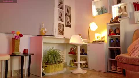 Snapshot of mrs_edha_ chatting on 16, 5, 2026 Edha online show from 16, 5, 2026