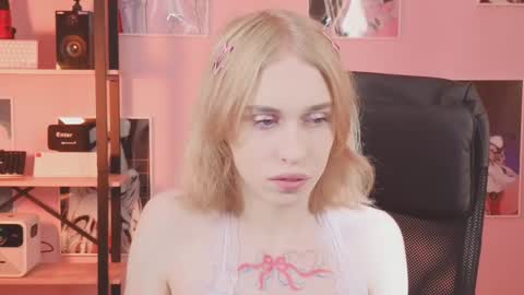 Snapshot of mrs_mills chatting on 3, 10, 2025 Barbie online show from 3, 10, 2025