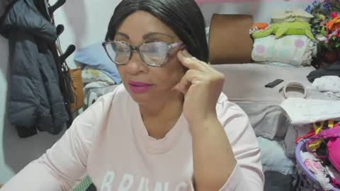 mrs_mommy online show from 9, 6, 2026