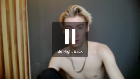 Snapshot of mrsexycum4u chatting on 10, 1, 2025 Adam online show from 10, 1, 2025