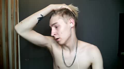 Snapshot of mrsexycum4u chatting on 11, 1, 2025 Adam online show from 11, 1, 2025