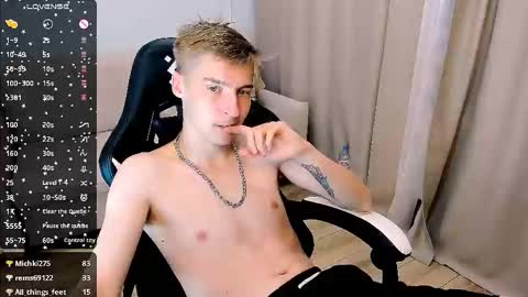 Snapshot of mrsexycum4u chatting on 2, 10, 2025 Adam online show from 2, 10, 2025