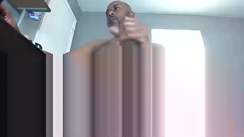 Snapshot of mrshowtime69 chatting on 10, 9, 2025 MrShowtime69 online show from 10, 9, 2025