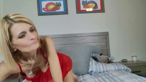 Snapshot of mrswadsworthy chatting on 26, 2, 2026 Marie Wadsworthy Wife Marie XXX online show from 26, 2, 2026