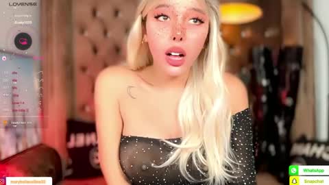 Miss Bella MIXED BRITISH DUTCH BLACK AMERICAN online show from 4, 1, 2025