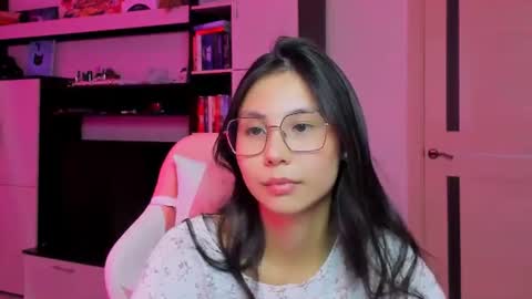 Snapshot of ms_emily_ chatting on 15, 7, 2026 ms_emily_ online show from 15, 7, 2026