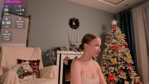 Snapshot of ms_evasweet chatting on 13, 12, 2024 Eva 3 online show from 13, 12, 2024