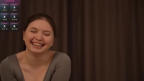 Snapshot of ms_evasweet chatting on 13, 10, 2025 Eva 3 online show from 13, 10, 2025