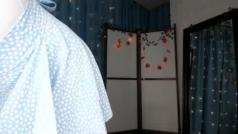 Snapshot of ms_evasweet chatting on 15, 11, 2025 Eva 3 online show from 15, 11, 2025