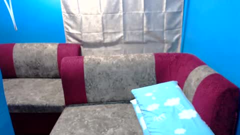 Nathalie online show from 28, 2, 2025