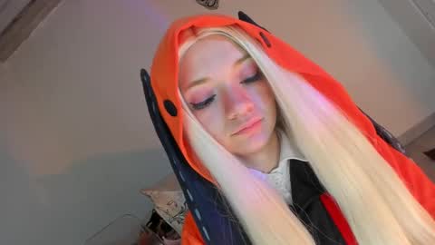 Annabelle  online show from 7, 10, 2025