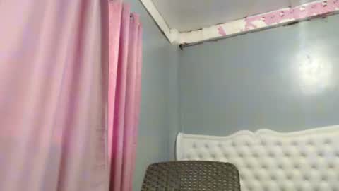 mscherry_ online show from 8, 11, 2025