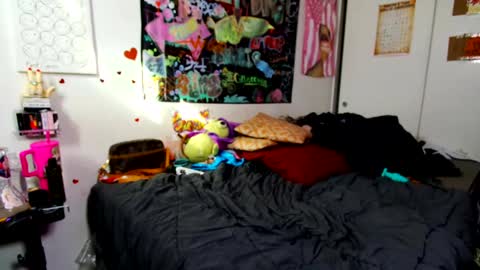 Cunty Luxxe online show from 23, 4, 2026