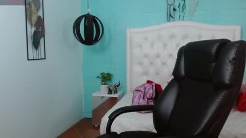 Jossie online show from 4, 3, 2025