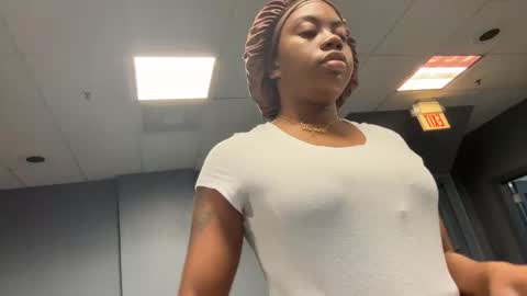 mskitty000 online show from 1, 11, 2025