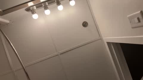 mskitty000 online show from 3, 12, 2025