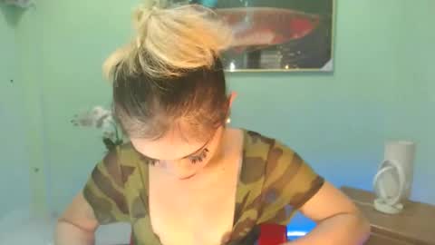 Snapshot of msmeygan chatting on 20, 11, 2025 msmeygan online show from 20, 11, 2025