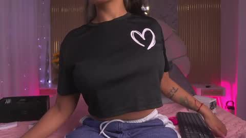 Manuela  online show from 2, 5, 2026