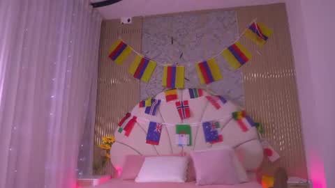 Manuela  online show from 21, 6, 2026