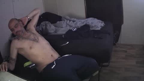 Muffdiver online show from 22, 4, 2026