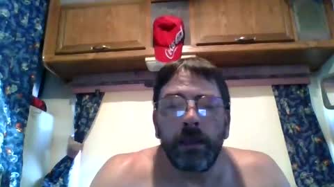 Snapshot of muffman1228 chatting on 8, 3, 2026 muffman1228 online show from 8, 3, 2026