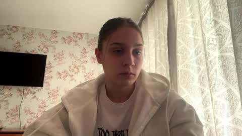 Tia online show from 27, 4, 2026