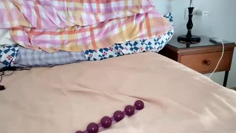 Laly online show from 18, 9, 2025