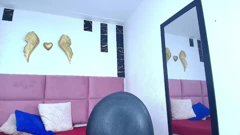 Muller Asher online show from 1, 10, 2025