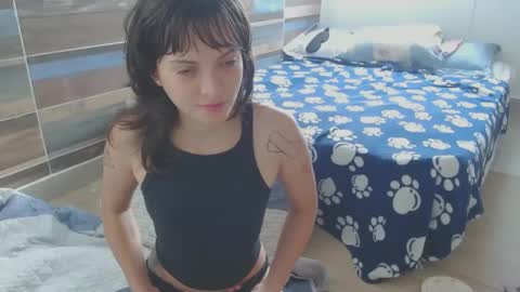   online show from 23, 9, 2025