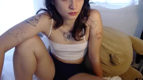   online show from 18, 12, 2025