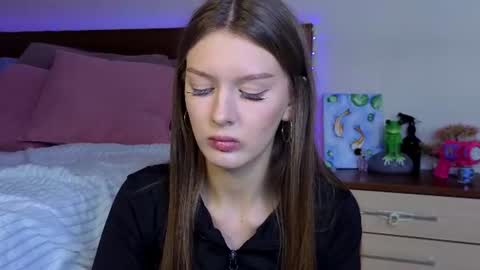 Lina online show from 28, 7, 2026