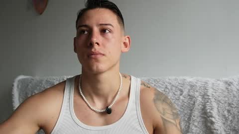 Snapshot of muscle_king_cum chatting on 4, 6, 2026 muscle_king_cum online show from 4, 6, 2026