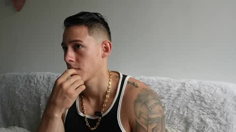 Snapshot of muscle_king_cum chatting on 5, 6, 2026 muscle_king_cum online show from 5, 6, 2026