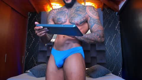 Snapshot of muscle_man19 chatting on 4, 1, 2025 Nick online show from 4, 1, 2025