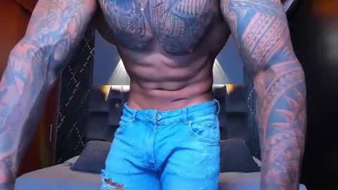 Snapshot of muscle_man19 chatting on 15, 1, 2025 Nick online show from 15, 1, 2025