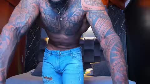 Snapshot of muscle_man19 chatting on 16, 1, 2025 Nick online show from 16, 1, 2025