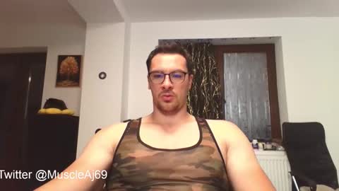 AJ online show from 25, 9, 2025