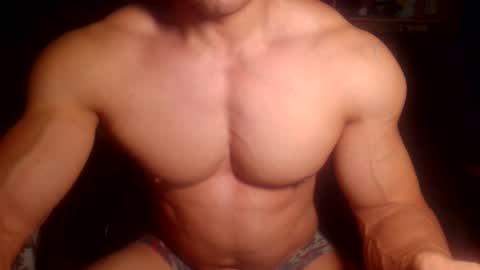 Snapshot of musclebredon chatting on 2, 12, 2025 BRENDON online show from 2, 12, 2025