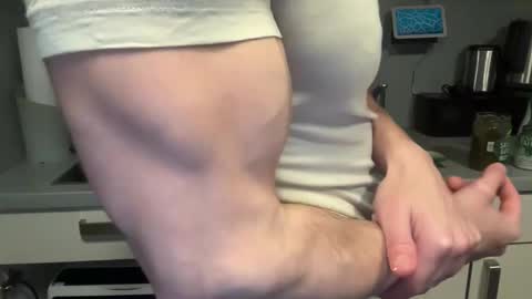 musclehair3 online show from 24, 3, 2026