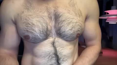 Snapshot of musclehair3 chatting on 6, 6, 2026 musclehair3 online show from 6, 6, 2026