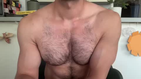 Snapshot of musclehair3 chatting on 25, 6, 2026 musclehair3 online show from 25, 6, 2026
