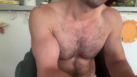 Snapshot of musclehair3 chatting on 13, 7, 2026 musclehair3 online show from 13, 7, 2026