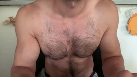 Snapshot of musclehair3 chatting on 5, 8, 2026 musclehair3 online show from 5, 8, 2026