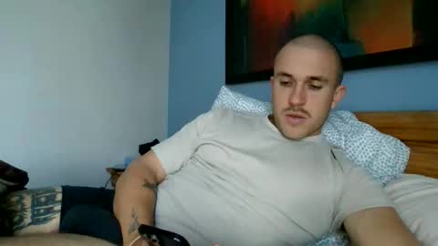 muscleshow00 online show from 15, 11, 2025