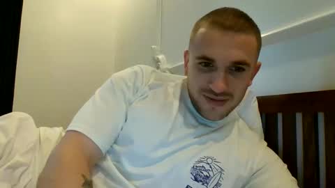 muscleshow00 online show from 2, 2, 2026